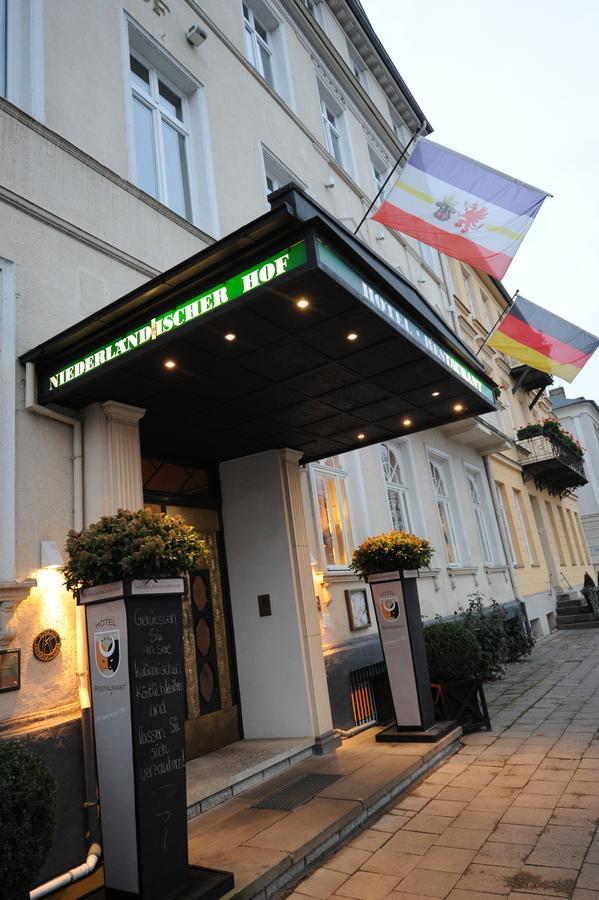Hotel Niederlaendischer Hof Schwerin (Mecklenburg-Vorpommern) Exterior foto